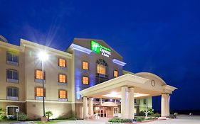 Holiday Inn Express & Suites Terrell